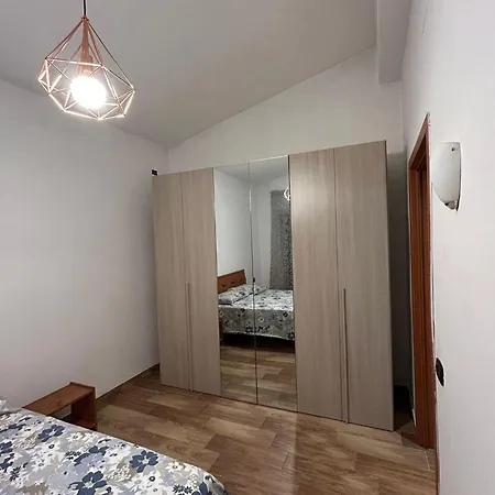 בית נופש La Villetta Di Chiara *
